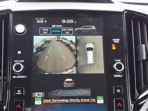 New 2025 Subaru Ascent Bronze Edition image 13