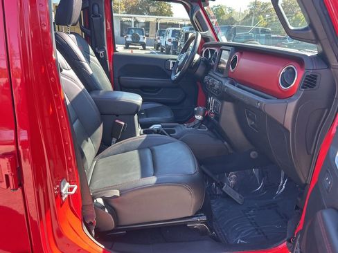 Certified 2021 Jeep Wrangler Unlimited Rubicon image 26