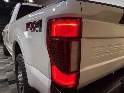 Used 2021 Ford F250 Lariat w/ Lariat Ultimate Package AWD/4WD image 9
