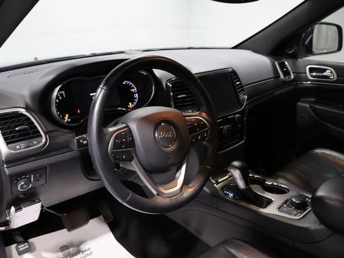 Certified 2021 Jeep Grand Cherokee Limited w/ Luxury Group II image 17