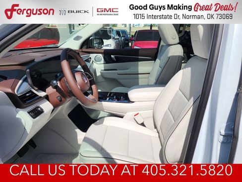 New 2026 Buick Enclave Avenir w/ Super Cruise Package FWD image 15