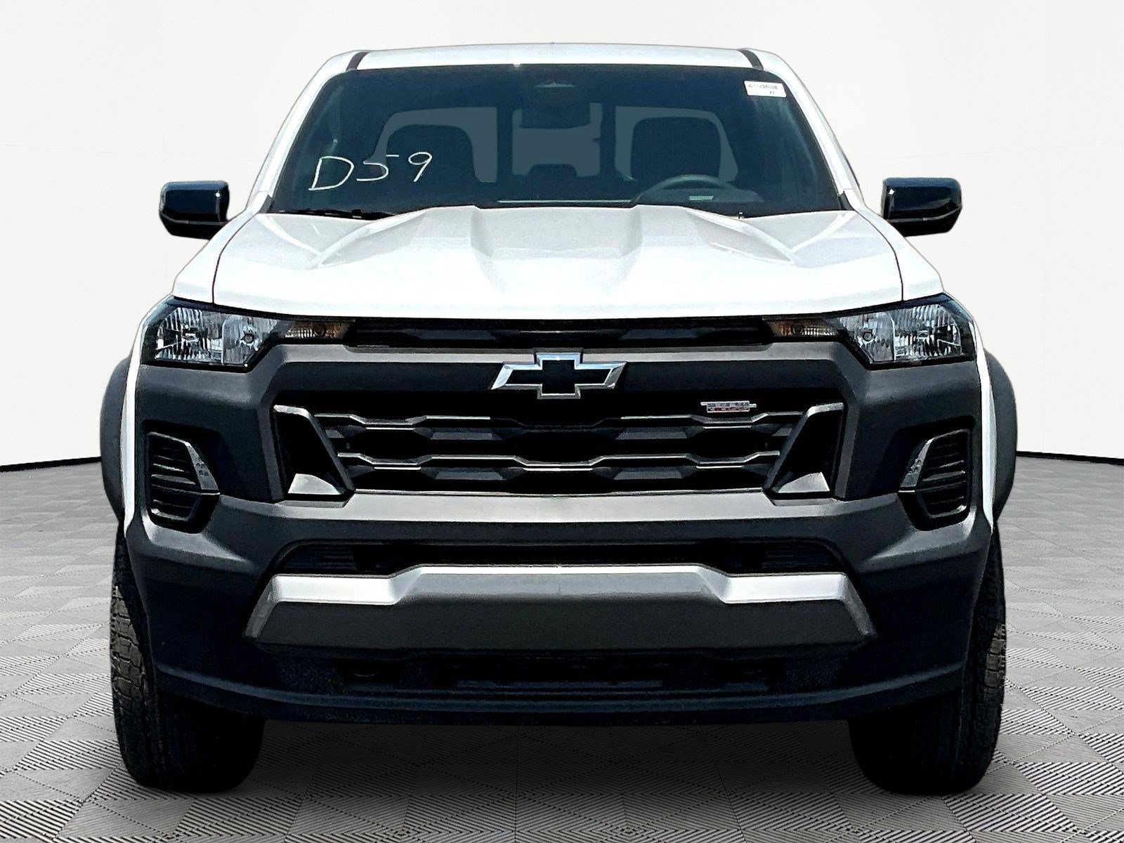 New 2026 Chevrolet Colorado Trail Boss AWD/4WD image 2