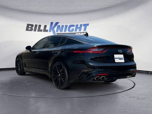 Used 2019 Kia Stinger GT1 AWD/4WD image 3