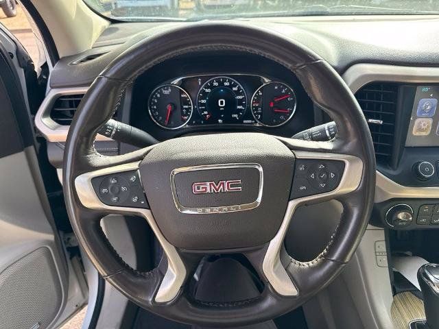 Used 2019 GMC Acadia Denali w/ Technology Package FWD image 9