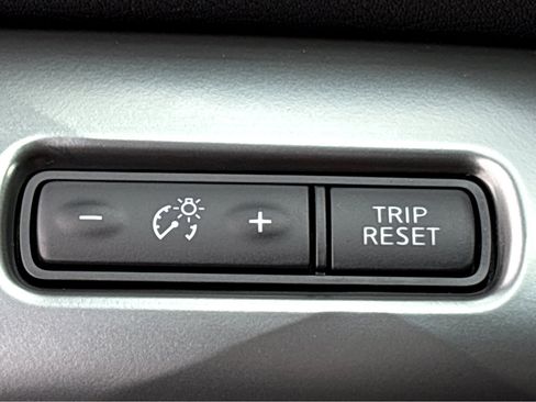 Used 2022 Nissan Maxima SV w/ Floor Mat Group image 32