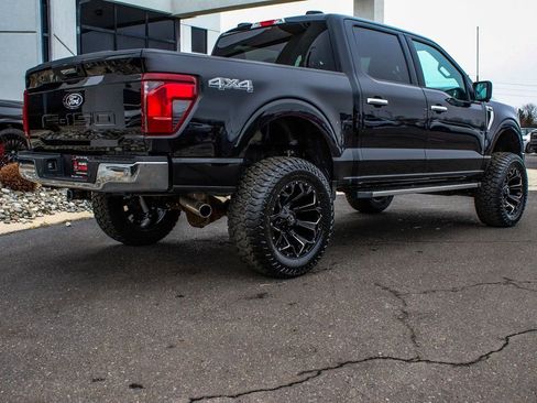 Used 2024 Ford F150 XLT image 6