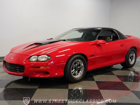 Used 2001 Chevrolet Camaro Z28 RWD image 6