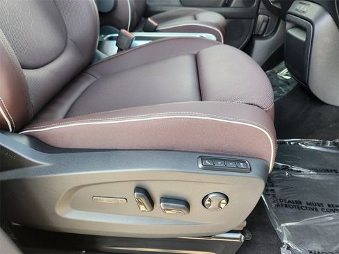 New 2025 Volkswagen ID. Buzz Pro S image 16