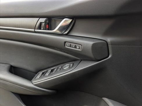 Used 2021 Honda Accord EX-L image 10