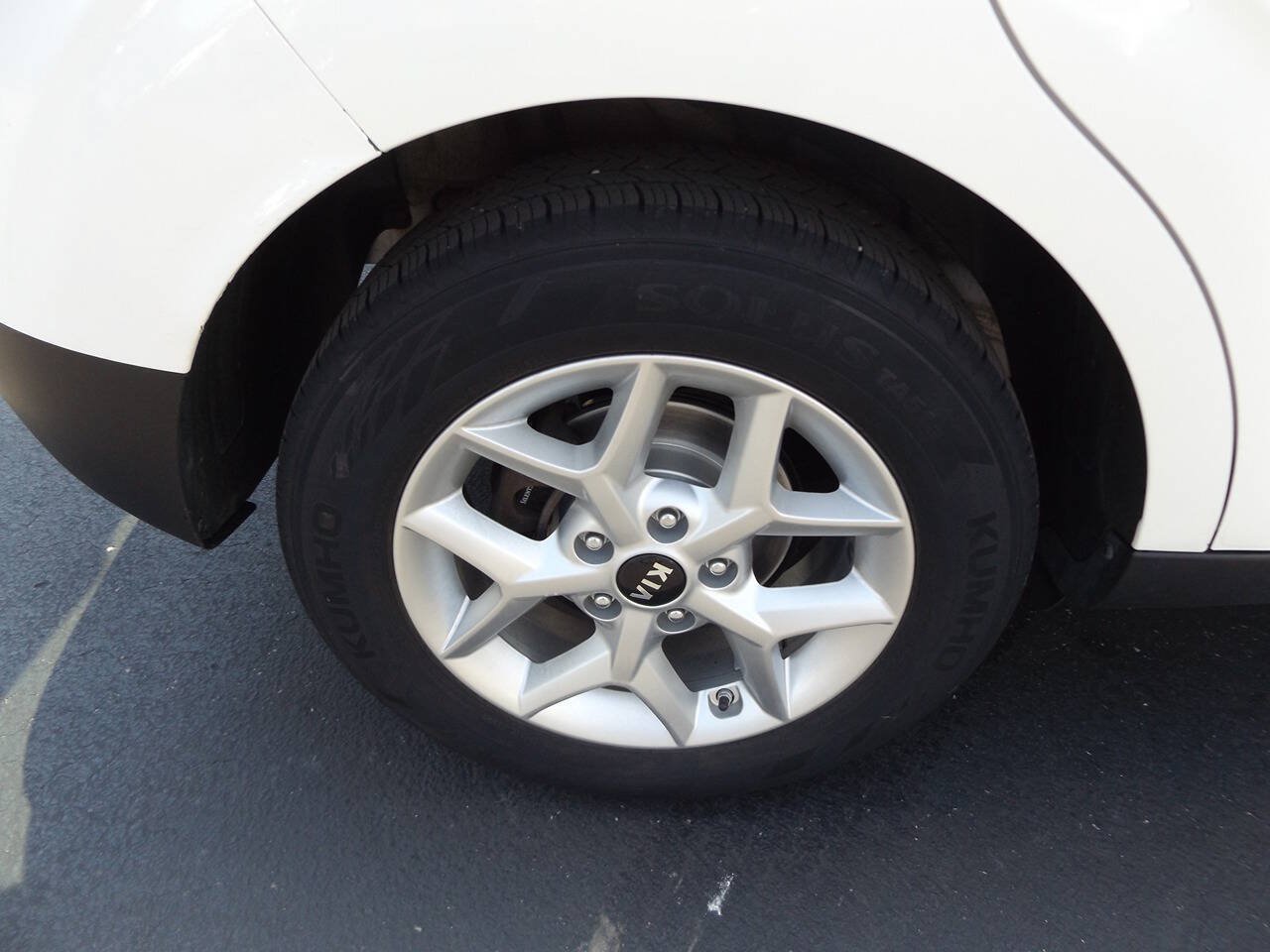 Used 2020 Kia Soul S FWD image 31