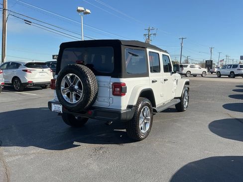 Used 2021 Jeep Wrangler Unlimited Sahara image 5