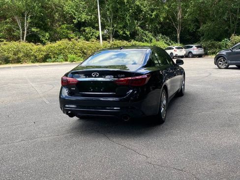 Used 2018 INFINITI Q50 Luxe w/ Essential Package (3.0T Luxe) AWD/4WD image 5