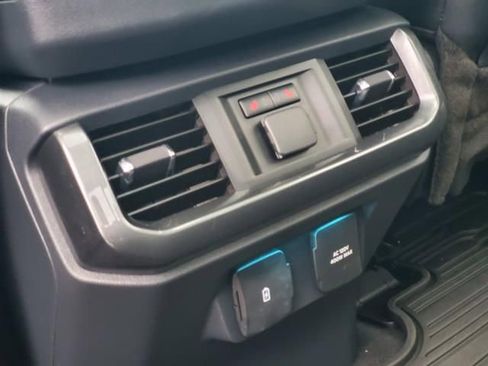 Used 2023 Ford F150 Lariat w/ Equipment Group 502A High image 43