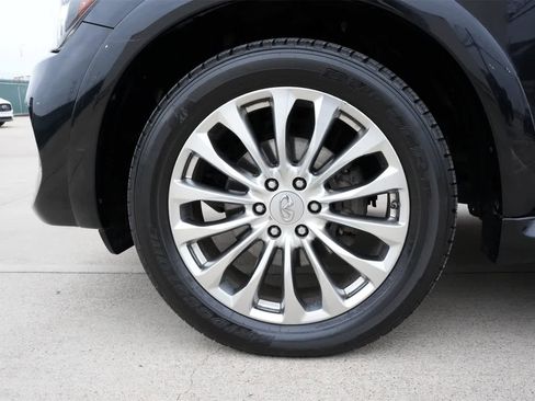 Used 2015 INFINITI QX80 w/ 22" Wheel Package image 27