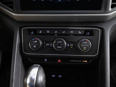 Used 2021 Volkswagen Atlas SE AWD/4WD image 40