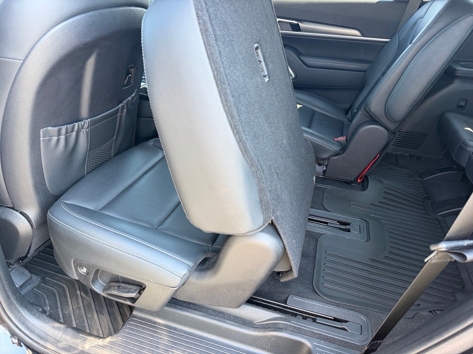 Used 2021 Kia Telluride S FWD image 16