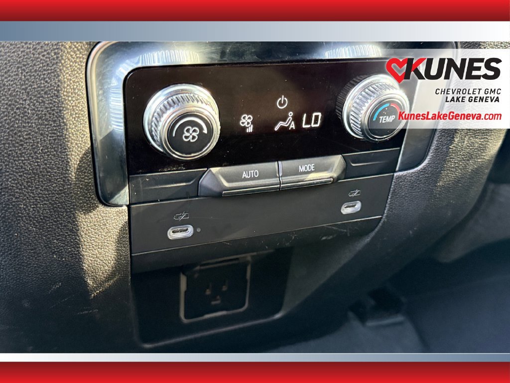 Used 2024 GMC Yukon SLT AWD/4WD image 37