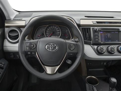 Used 2014 Toyota RAV4 XLE AWD/4WD image 4