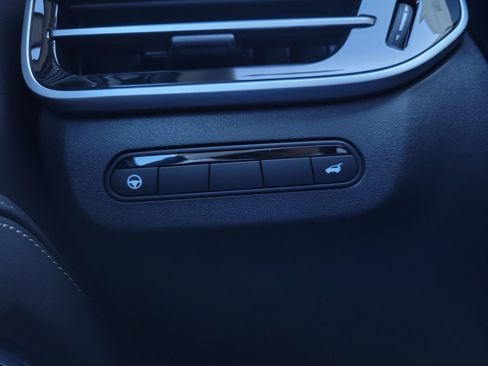 New 2026 INFINITI QX60 Luxe w/ Family Package image 29