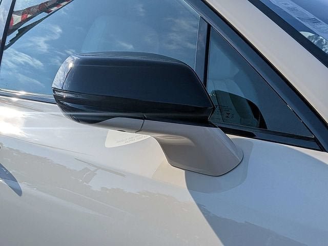 New 2027 Cadillac Vistiq Sport w/ LPO, Floor Liner Package AWD/4WD image 10