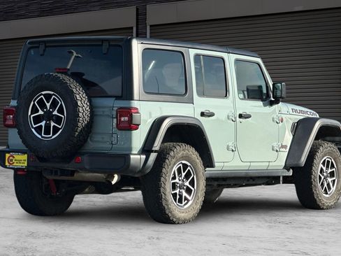 Used 2024 Jeep Wrangler Unlimited Rubicon image 4
