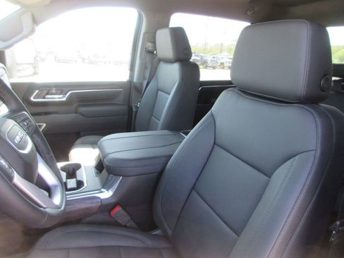 New 2026 GMC Sierra 2500 SLT w/ SLT Convenience Package AWD/4WD image 12