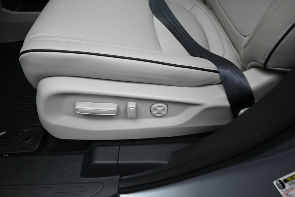New 2027 Honda Odyssey Touring image 12