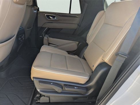 Used 2023 Chevrolet Tahoe Premier w/ Advanced Technology Package image 12