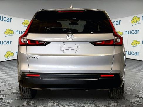 Used 2025 Honda CR-V EX image 4