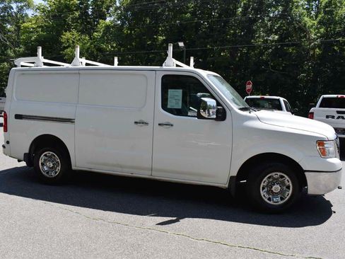 Used 2019 Nissan NV 3500 SL w/ Navigation Package RWD image 3