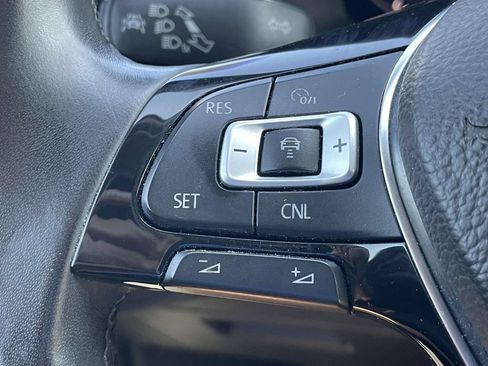 Certified 2026 Volkswagen Atlas SE FWD image 24