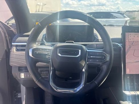 Used 2026 GMC Sierra EV Denali AWD/4WD image 8