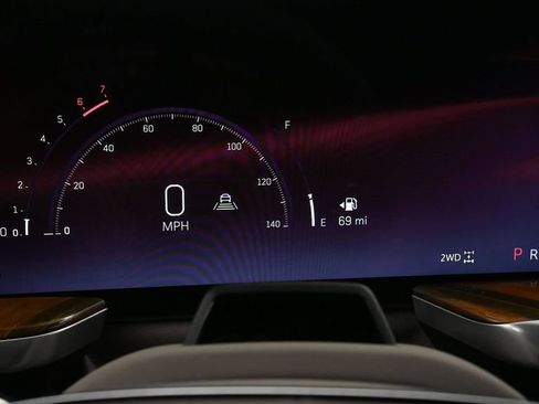 Certified 2025 Cadillac Escalade Sport Platinum w/ LPO, ONYX Package AWD/4WD image 10