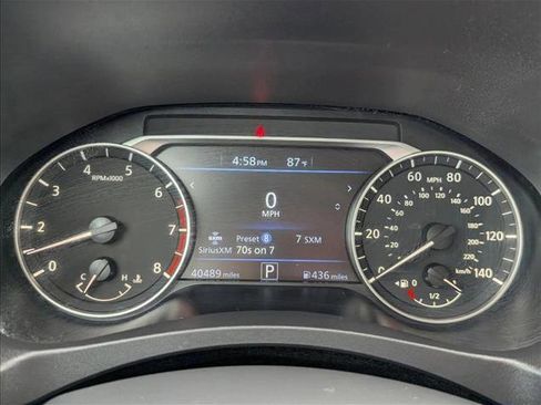 Used 2025 Nissan Altima 2.5 SV FWD image 11