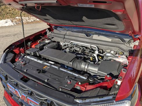 New 2026 GMC Canyon Elevation w/ Convenience Package image 40