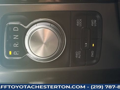 Used 2018 RAM 1500 Sport w/ Hydro Blue Sport Package AWD/4WD image 20