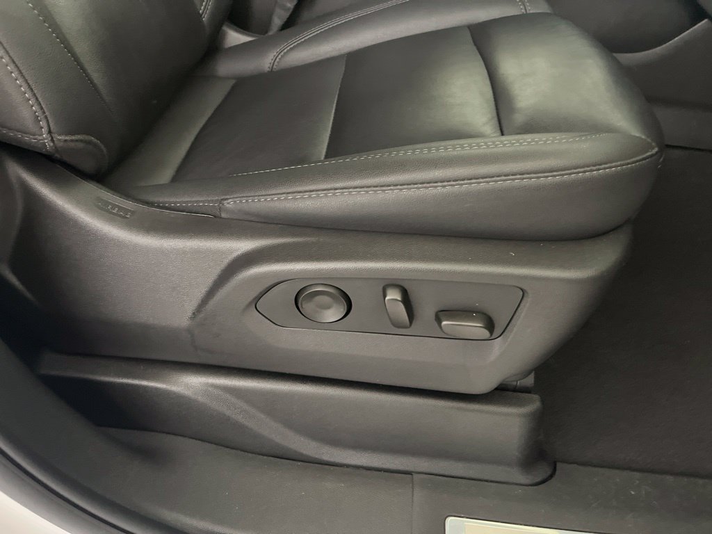 Used 2025 Chevrolet Suburban Z71 AWD/4WD image 62