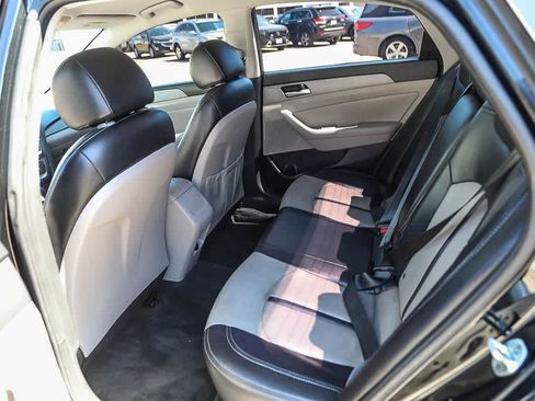 Used 2018 Hyundai Sonata SEL FWD image 16