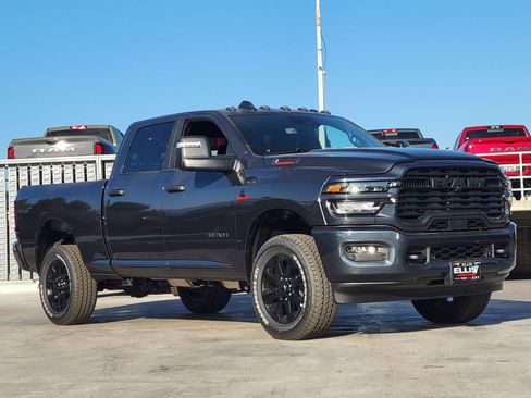 New 2026 RAM 2500 Big Horn AWD/4WD image 28