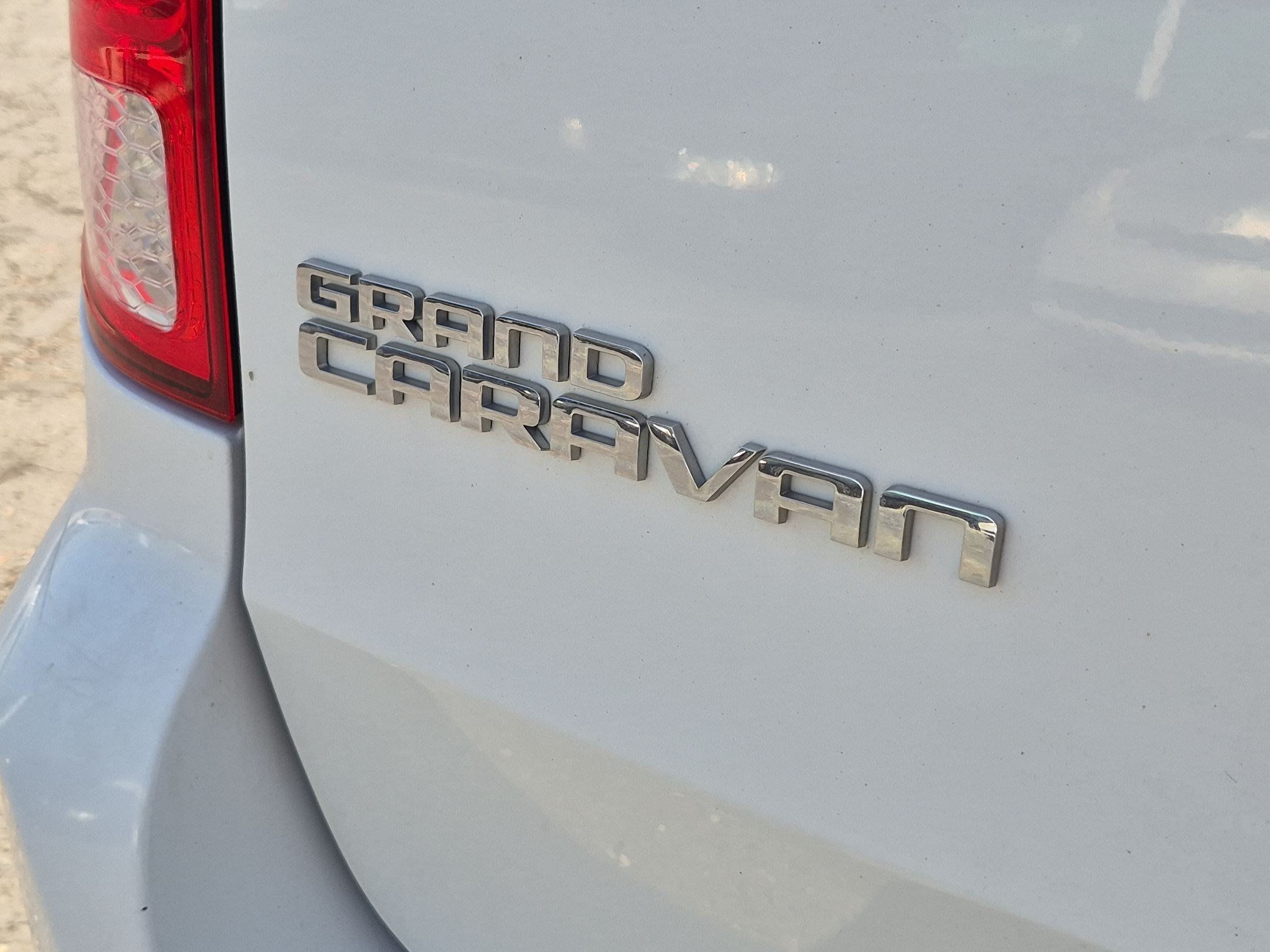 Used 2019 Dodge Grand Caravan SXT FWD image 26