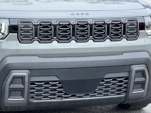 New 2026 Jeep Cherokee Laredo AWD/4WD image 38