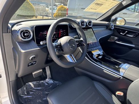 New 2025 Mercedes-Benz GLC 300 4MATIC image 13