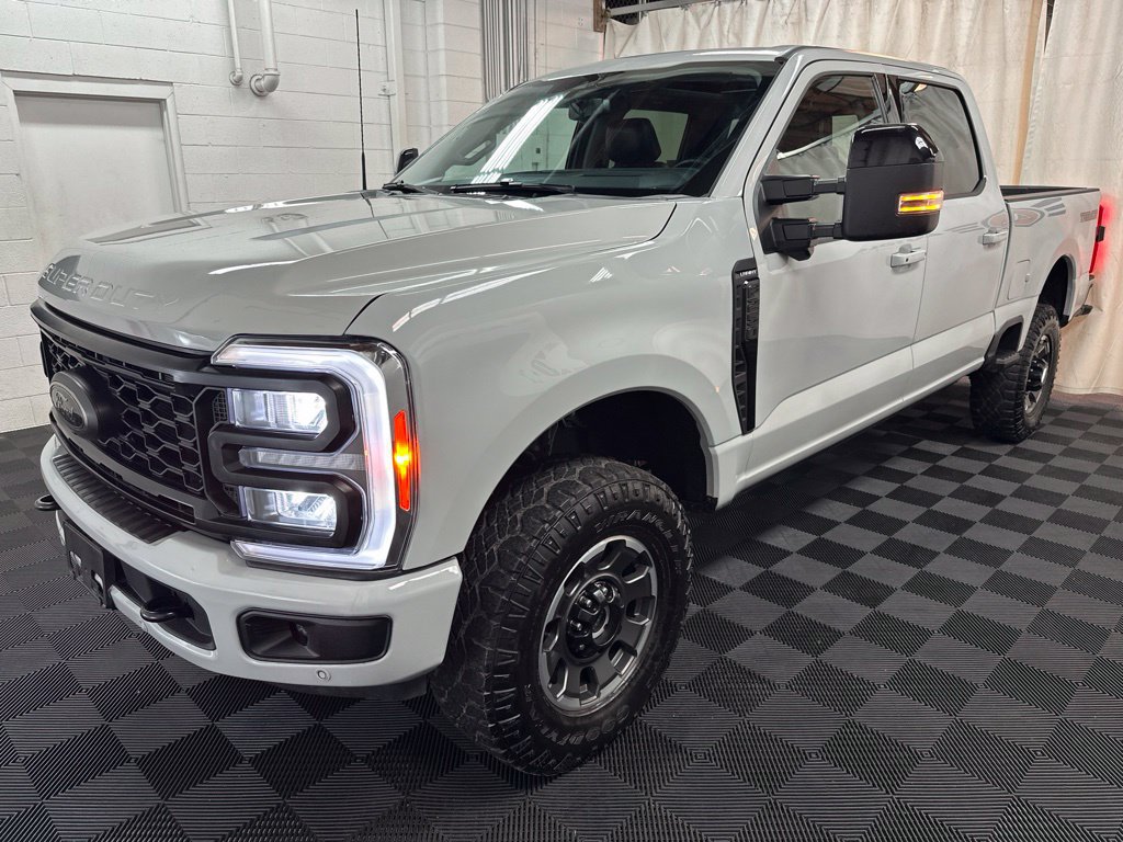 Used 2025 Ford F250 Lariat w/ Lariat Ultimate Package AWD/4WD image 4