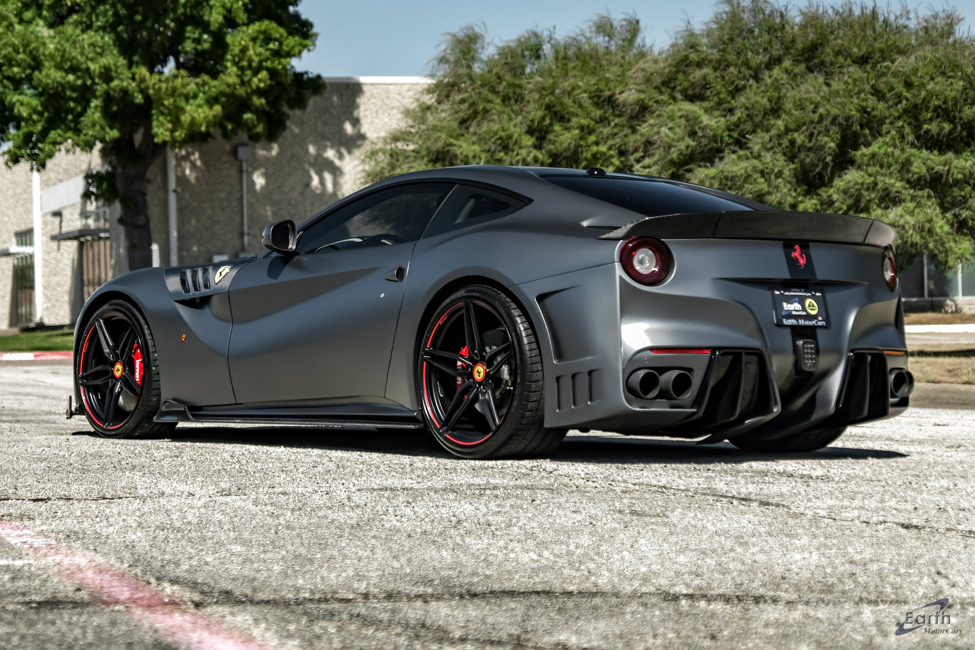 Used 2014 Ferrari F12 Berlinetta RWD image 13