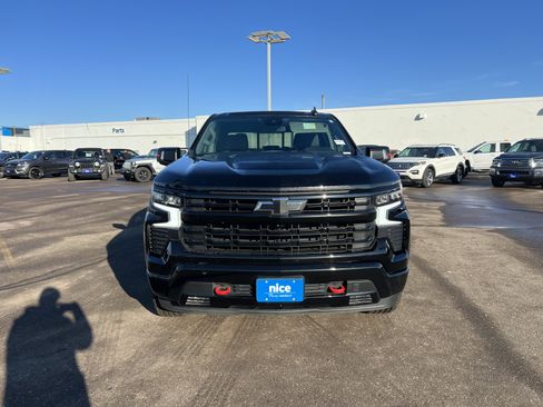 Certified 2022 Chevrolet Silverado 1500 RST w/ Redline Edition image 2