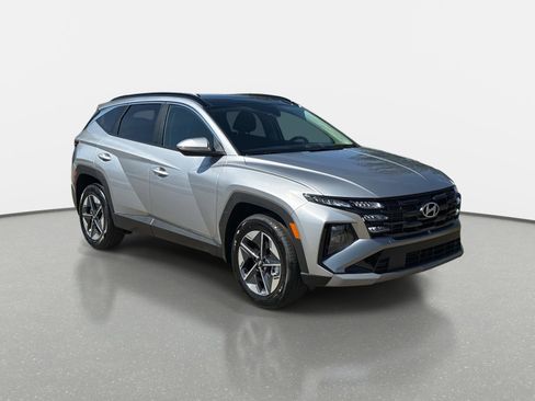 New 2025 Hyundai Tucson SEL image 3