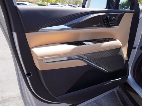 New 2025 Cadillac Escalade IQ Luxury 2 image 14