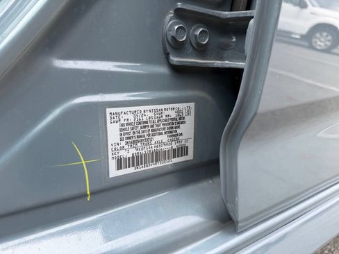 Used 2024 Nissan Sentra SR w/ SR Premium Package FWD image 36