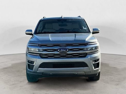 Used 2024 Ford Expedition Max Platinum AWD/4WD image 8