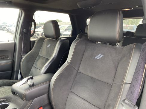 Used 2023 Dodge Durango R/T w/ Hemi Orange Plus Package AWD/4WD image 12